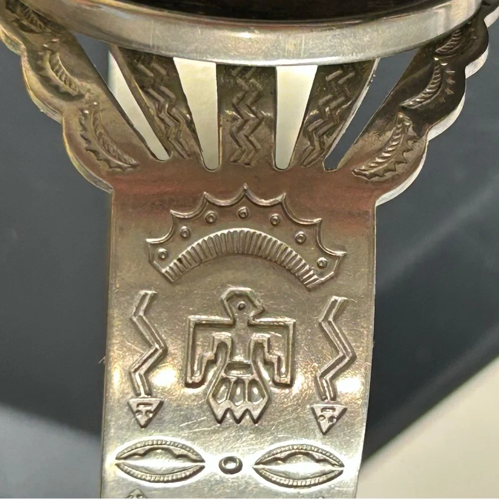 Vtg Antique Fred Harvey Era Navajo-Silver Cuff bracelet, 1923 US Peace Dollar - Picture 3 of 15